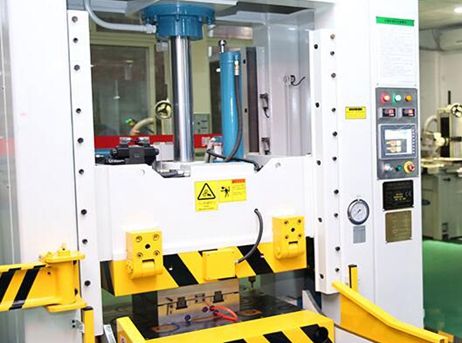 Formmontage und -montage